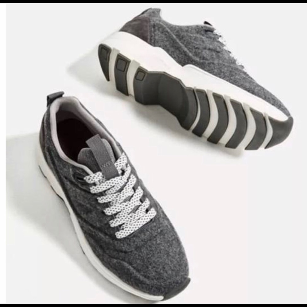 NWOT Zara Grey Felt Lace-up sneaker